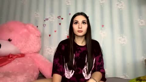 Snapshot of dreamkaren_ chatting on February 2025 01:22:02 PM Karina online show from February 2025 01:22:02 PM