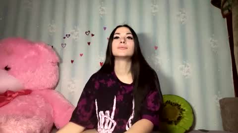 Snapshot of dreamkaren_ chatting on February 2025 07:31:02 PM Karina online show from February 2025 07:31:02 PM