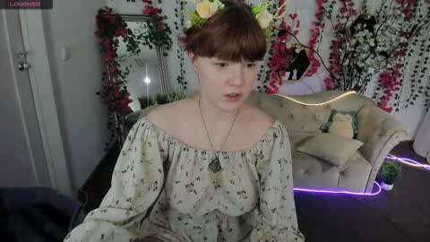 Snapshot of dreammyluna chatting on November 2025 08:40:01 PM Luna online show from November 2025 08:40:01 PM