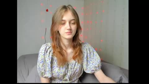 dreamy_pollyyy online show from April 2026 08:11:02 PM