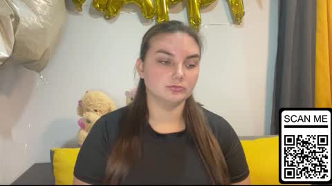 Snapshot of dreamyblushfairy chatting on September 2025 03:15:01 PM Mila online show from September 2025 03:15:01 PM