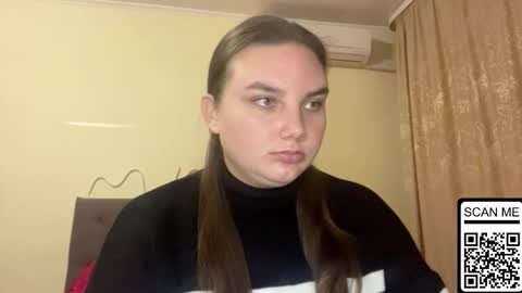 Snapshot of dreamyblushfairy chatting on October 2025 04:11:01 AM Mila online show from October 2025 04:11:01 AM