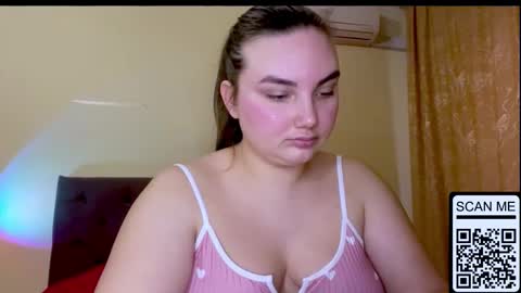 Snapshot of dreamyblushfairy chatting on March 2026 03:51:01 PM Mila online show from March 2026 03:51:01 PM