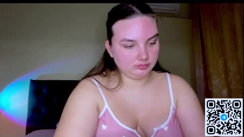 Snapshot of dreamyblushfairy chatting on March 2026 06:37:01 PM Mila online show from March 2026 06:37:01 PM