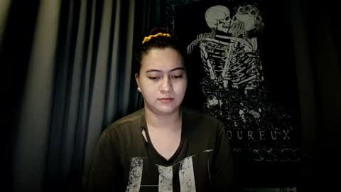 Snapshot of dreamycreamyst chatting on December 2024 10:26:02 PM dreamycreamyst online show from December 2024 10:26:02 PM