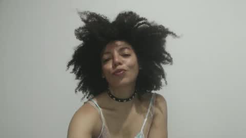 DreamyLatina online show from May 2026 01:45:01 AM