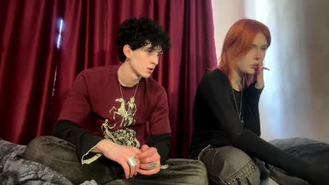 Snapshot of dreamypair chatting on April 2026 08:37:02 AM Elena and Nikolai online show from April 2026 08:37:02 AM