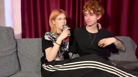 Snapshot of dreamypair chatting on April 2026 09:07:01 AM Elena and Nikolai online show from April 2026 09:07:01 AM