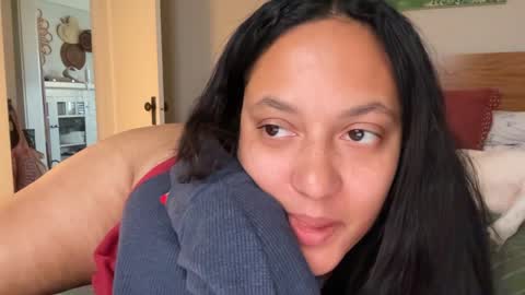 RIRI OR DREAMY online show from December 2024 07:55:01 PM