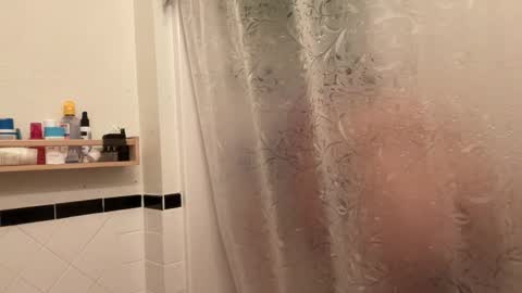 Snapshot of dreamyriri chatting on March 2026 02:49:01 AM RIRI OR DREAMY online show from March 2026 02:49:01 AM