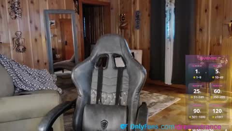 DreamyTrance online show from October 2025 04:26:01 PM