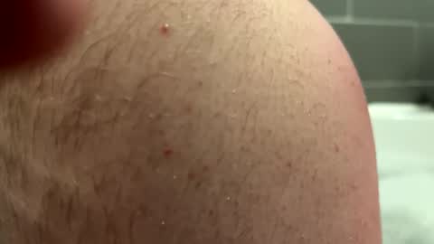 Snapshot of dressedupsissy chatting on December 2025 09:44:01 PM dressedupsissy online show from December 2025 09:44:01 PM