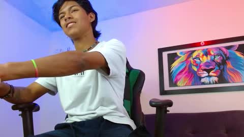 Snapshot of dreyk20 chatting on December 2025 02:11:01 PM Dreyk online show from December 2025 02:11:01 PM