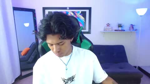 Snapshot of dreyk20 chatting on January 2026 02:21:01 PM Dreyk online show from January 2026 02:21:01 PM