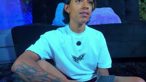 Snapshot of dreyk20 chatting on February 2026 10:03:01 PM Dreyk online show from February 2026 10:03:01 PM