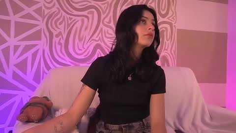 Snapshot of drieddaisy chatting on March 2026 03:40:01 PM Daisy online show from March 2026 03:40:01 PM