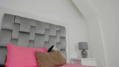 Snapshot of drinklau18 chatting on December 2025 07:41:01 PM drinklau18 online show from December 2025 07:41:01 PM