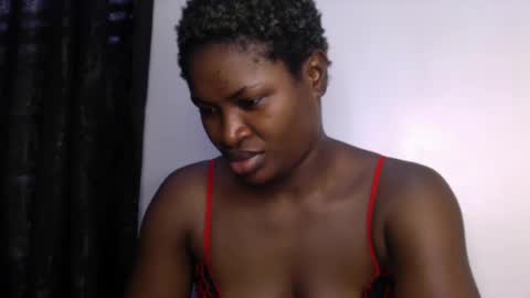 dripping_luna online show from December 2024 10:53:02 AM