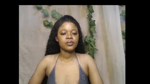 Snapshot of dripqueenx chatting on October 2025 01:20:01 AM linda online show from October 2025 01:20:01 AM