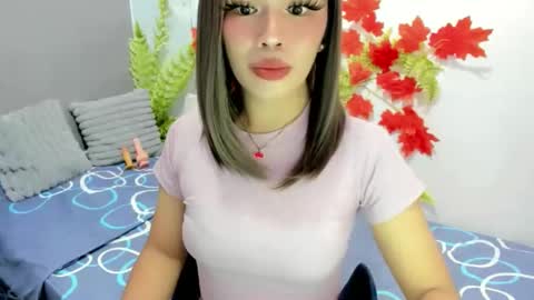 miss. Erika online show from November 2025 09:08:02 AM