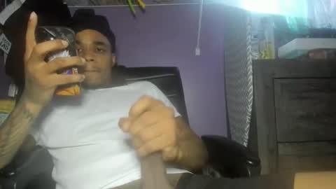 Snapshot of dripthehit chatting on March 2026 09:08:02 PM dripthehit online show from March 2026 09:08:02 PM