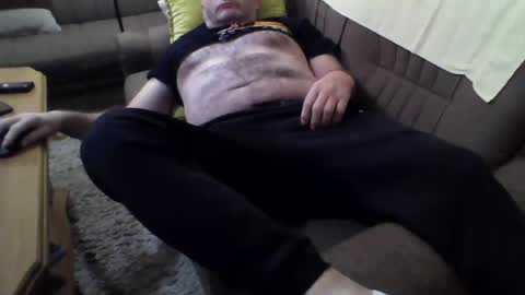 johnny online show from February 2025 08:44:02 PM