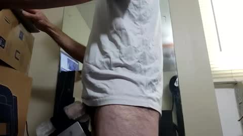 Snapshot of drmbigg chatting on May 2026 07:34:01 PM Hello Hope you enjoy what you see. I love attention in dirty talk and tips thickcock edging precum dirtyTalk C2C online show from May 2026 07:34:01 PM