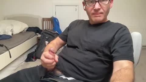 Nick online show from November 2025 02:50:01 PM