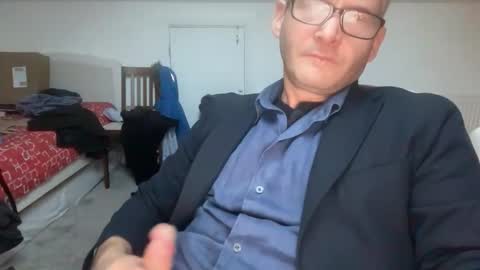 Nick online show from December 2025 03:41:01 PM