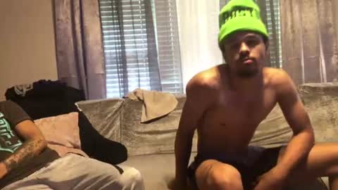 2xTheTrouble online show from August 2026 03:25:01 PM