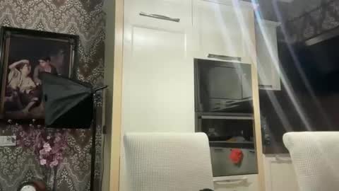 Snapshot of drresa chatting on February 2025 05:28:01 PM Dr. Resa online show from February 2025 05:28:01 PM