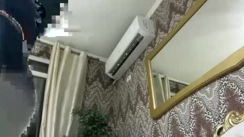 Snapshot of drresa chatting on March 2025 05:29:01 PM Dr. Resa online show from March 2025 05:29:01 PM