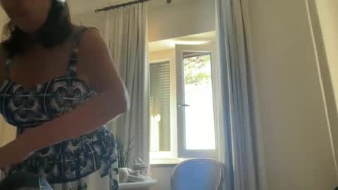 Snapshot of drresa chatting on October 2025 08:34:02 AM Dr. Resa online show from October 2025 08:34:02 AM