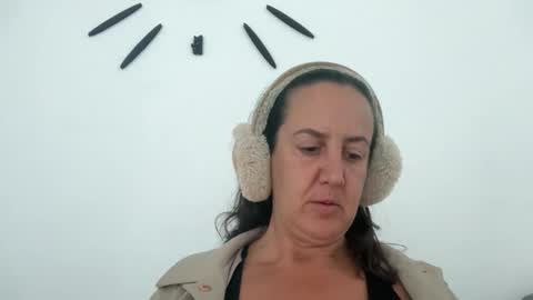 Snapshot of drresa chatting on October 2025 07:31:01 AM Dr. Resa online show from October 2025 07:31:01 AM