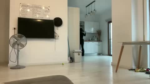 Snapshot of drresa chatting on October 2025 06:16:02 AM Dr. Resa online show from October 2025 06:16:02 AM