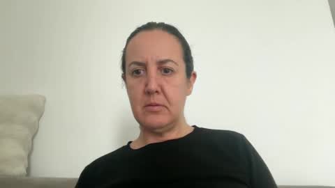 Snapshot of drresa chatting on December 2025 08:08:01 AM Dr. Resa online show from December 2025 08:08:01 AM