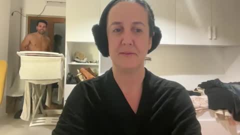 Dr. Resa online show from December 2025 07:22:01 PM
