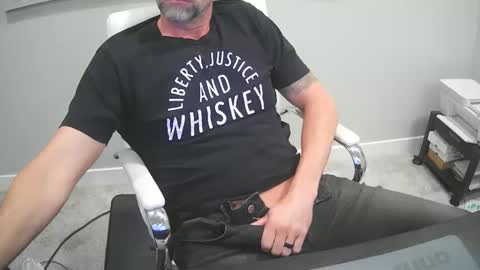 Snapshot of ds0574 chatting on February 2025 08:22:02 PM D Ship online show from February 2025 08:22:02 PM