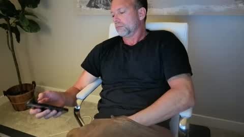 Snapshot of ds0574 chatting on October 2025 04:31:02 AM D Ship online show from October 2025 04:31:02 AM