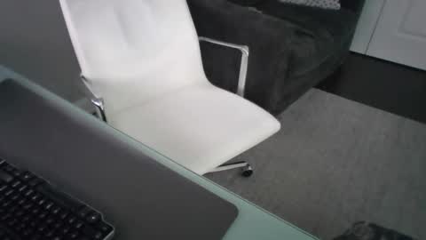 ds689655 online show from September 2025 07:59:01 PM