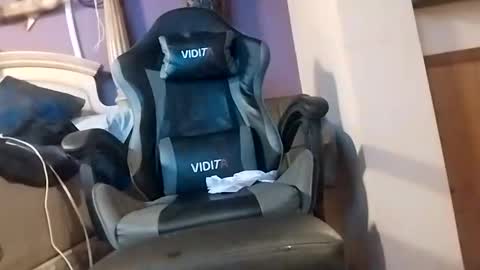 dtrain6969420 online show from October 2025 02:19:02 AM