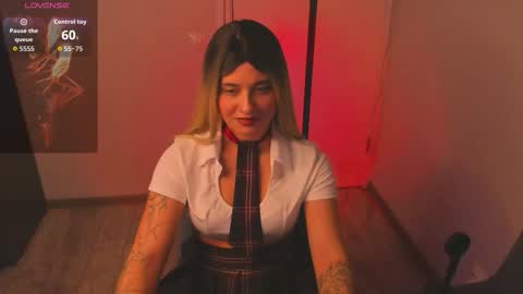 dualwave online show from December 2025 07:51:01 PM