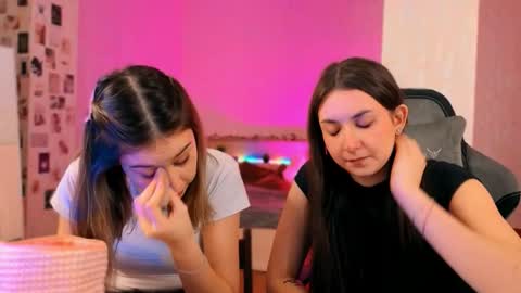 Adeletall and Aliya online show from December 2025 02:13:01 PM