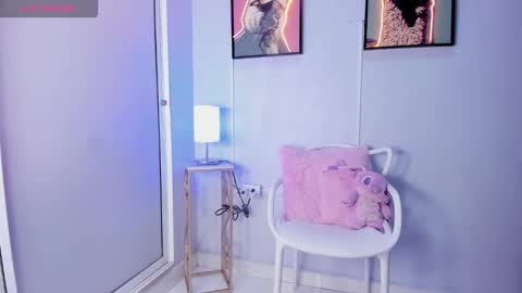 dulce__fiore07 online show from February 2026 12:12:01 PM