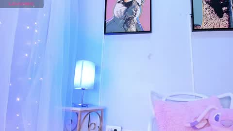 dulce__fiore07 online show from May 2026 12:04:02 PM