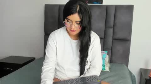 Dulce amg online show from February 2025 02:44:02 PM