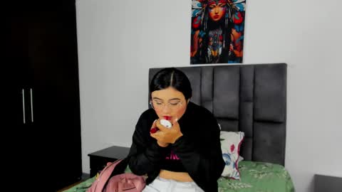 Dulce amg online show from February 2025 12:13:01 PM