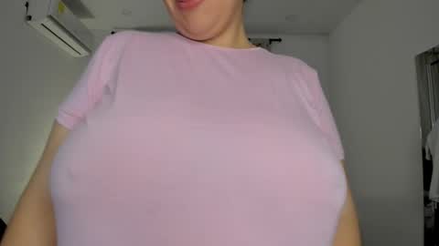 dulce brithany online show from March 2026 02:04:02 AM