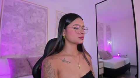 D U L C E online show from June 2026 01:02:01 PM