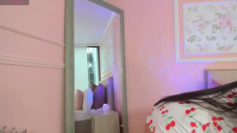 Snapshot of dulce_nathaly chatting on December 2025 09:43:01 PM Dulce online show from December 2025 09:43:01 PM